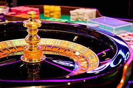 Layar tampilan Asia Gaming hokiplay99 dengan dealer langsung